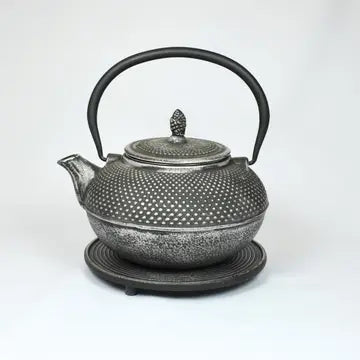 Arare 1.5l in silber, Teekanne